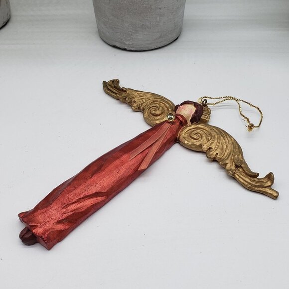 Red Gold Vintage Winged Resin Angel Christmas Ornament - Picture 5 of 9